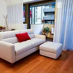 One-bedroom Unit G With Park View 아파트 *