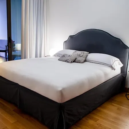 Appartement One-bedroom Unit G With Park View